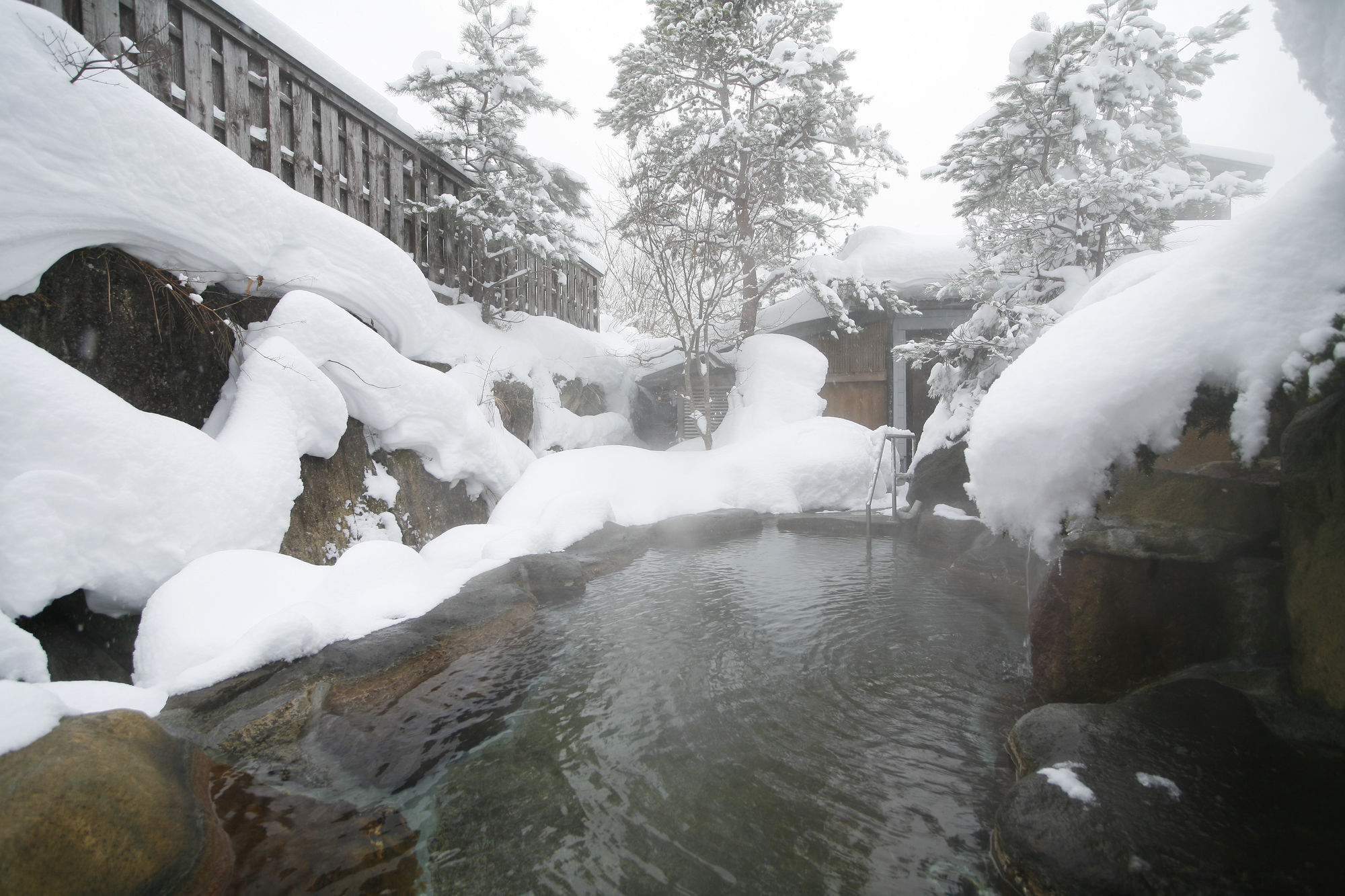 Ryokan Kutsuroginoya Yuu Takayama  Esterno foto